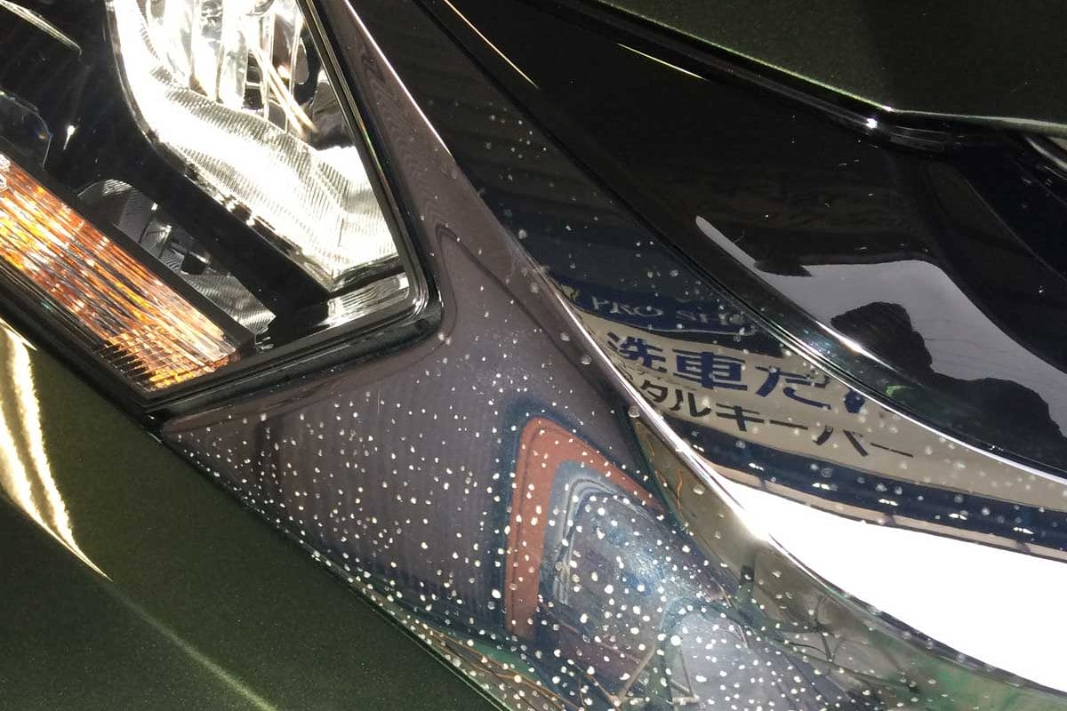ホンダ ヴェゼル エンブレム メッキ部分のシミ 車のお手入れ専門店 エコスタイル 熊本市東区