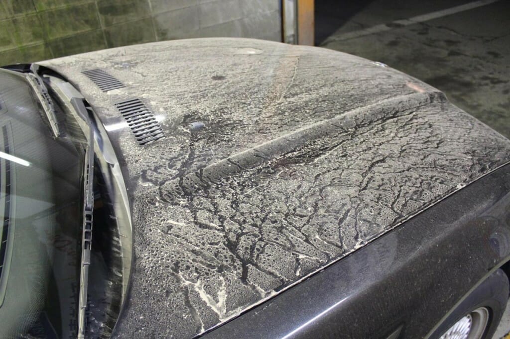火山灰の洗車方法